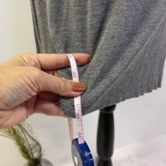 One Shoulder Ruffle Mini Dress size Small - Picture 5 of 5